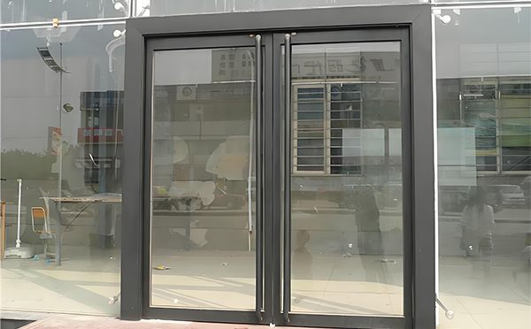 华池玻璃地弹门