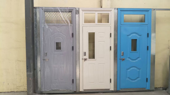 华池学校教室门