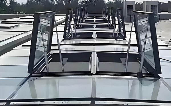 华池兰州华池排烟窗选型安装与维护实用指南