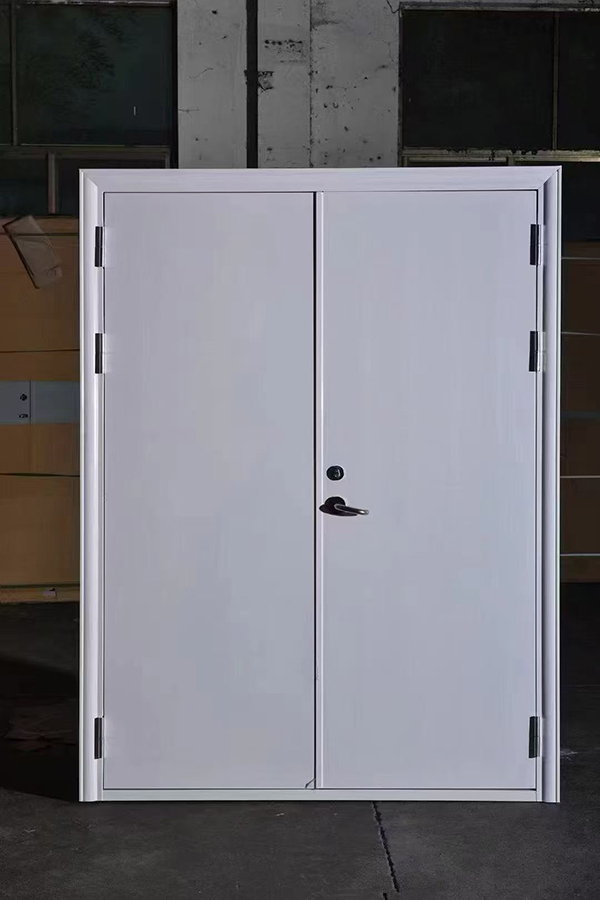 酒店项目完成公共区域华池防火门布设