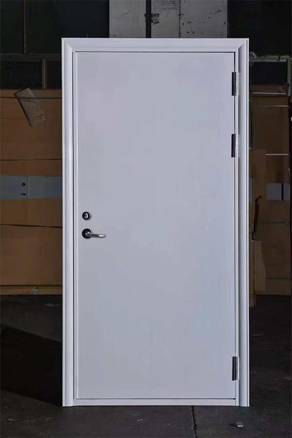 社区活动中心加装华池防火门保障居民安全